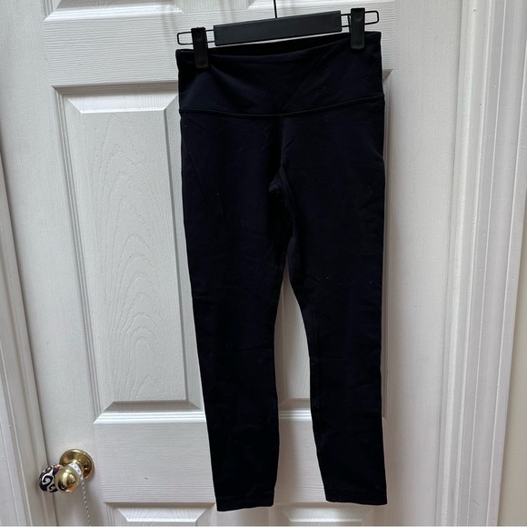 Lululemon black wunder under leggings 4 full length - Picture 2 of 5